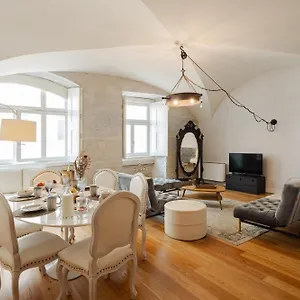 Almaria - Da Corte | Chiado Lisbon